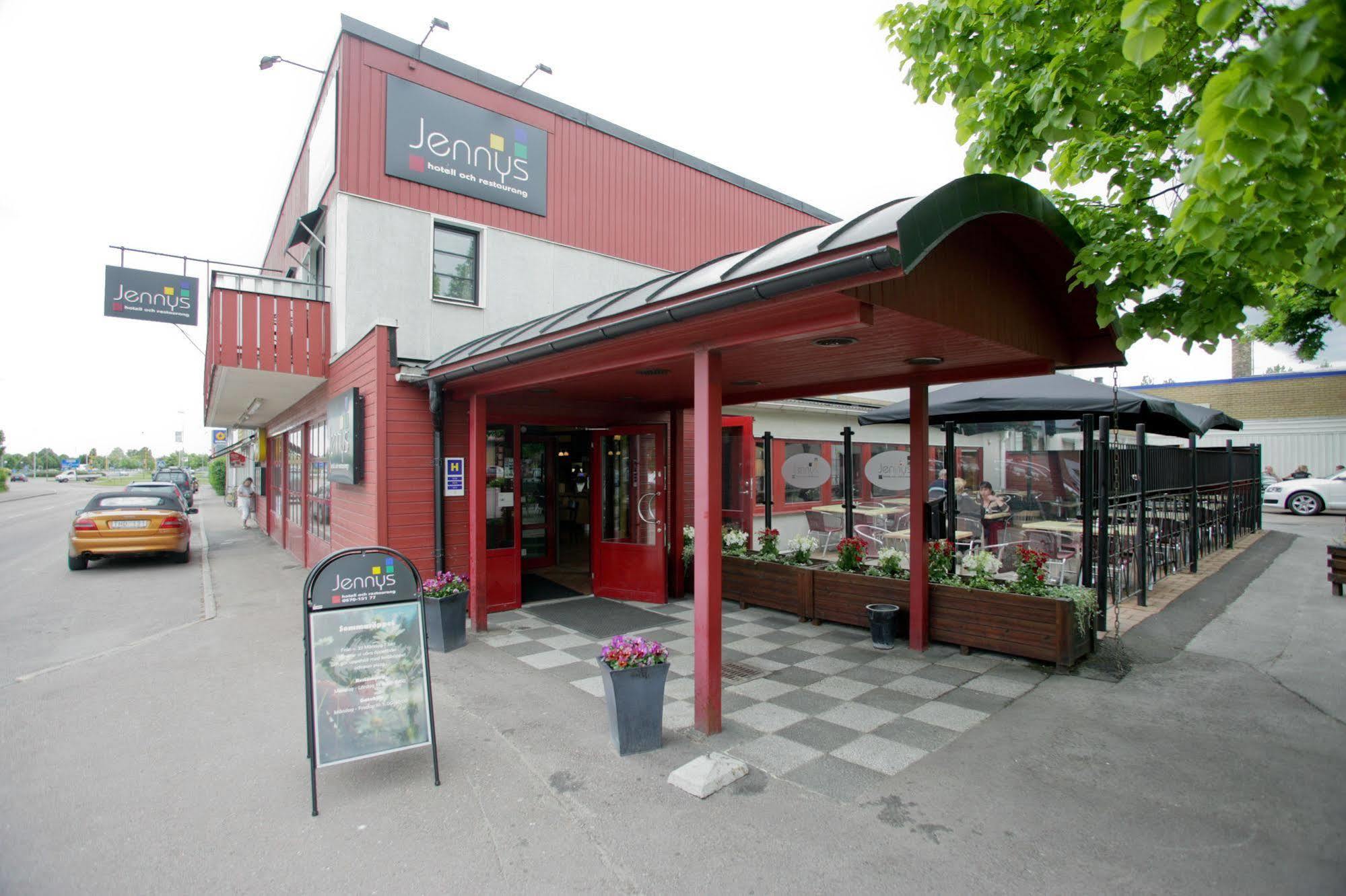 Jennys Hotell Och Restaurang Arvika Exterior foto